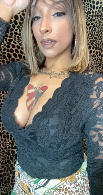 Mamipootykat OnlyFans glamorous tattooed creator