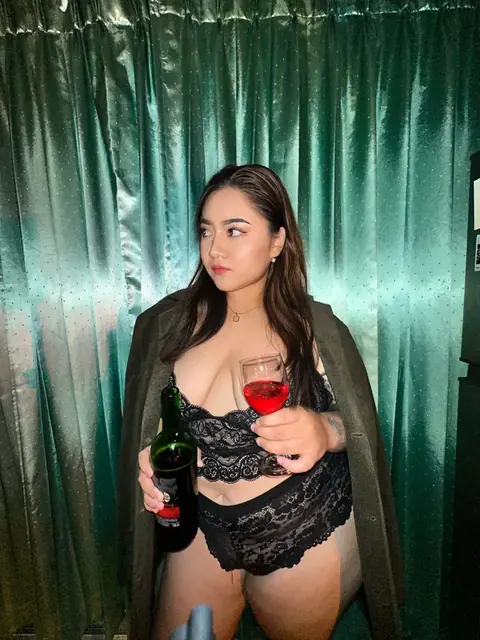 Mammotheeyai OnlyFans chubby creator from Thailand