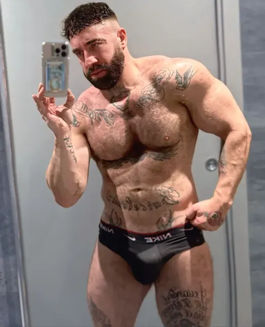 Manuelscalcoxxx OnlyFans muscular Italian striper