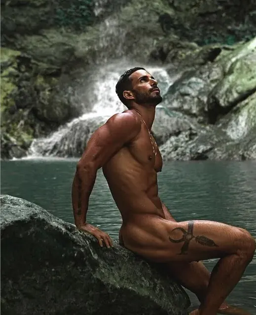 Maorluzfree OnlyFans creator with exclusive content