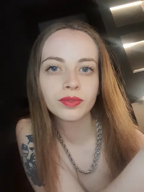 Mariasihiro OnlyFans creator with erotic content