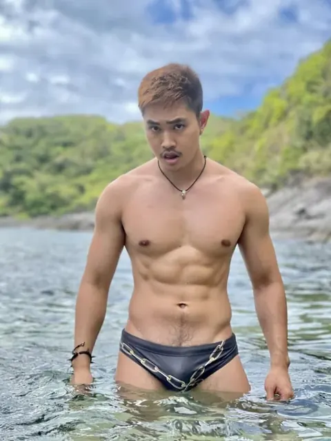 Marinvipfree OnlyFans retired creator