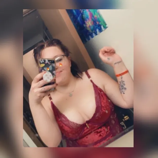Marissa Light OnlyFans bisexual creator