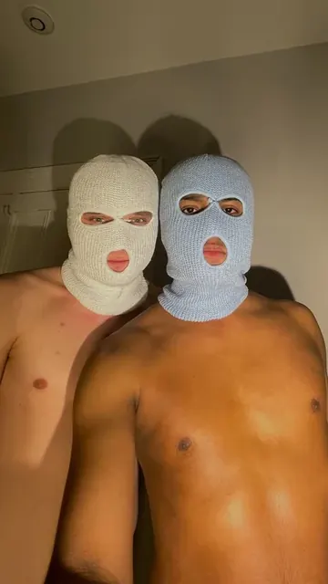 Maskedtwinks34 OnlyFans couple offering exclusive content