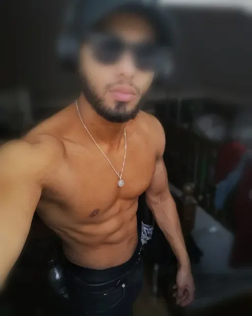 Mason OnlyFans creator from London