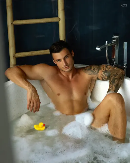 Max Barz OnlyFans Creator with unique adult content
