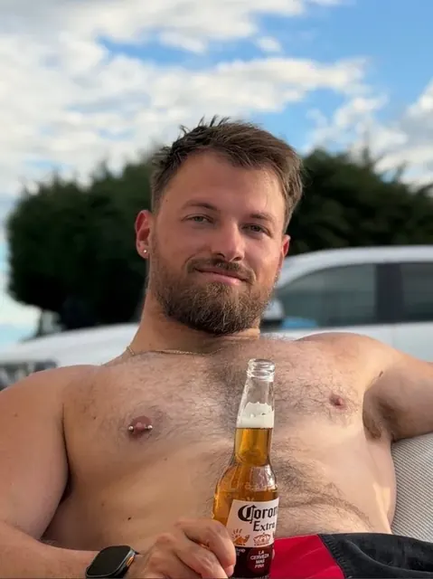 Max Small OnlyFans fitness and bodybuilding creator