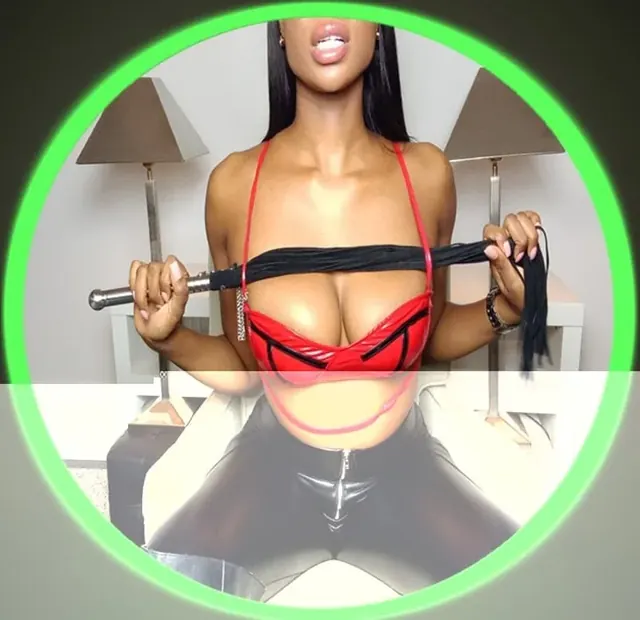 Mencrusher OnlyFans Curvy Creator