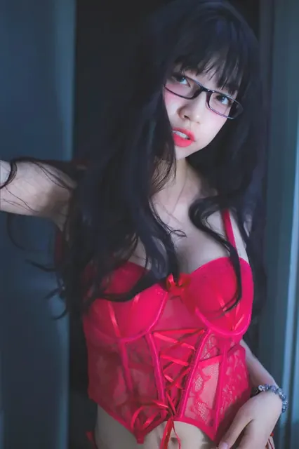 Kate Hakimi OnlyFans creator with captivating content