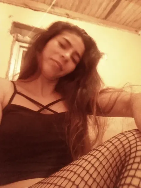 Mery_32 OnlyFans creator with enticing content