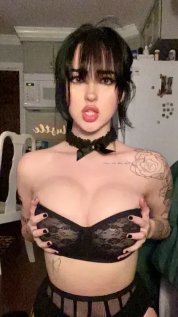 Messy Megan OnlyFans creator with exclusive content