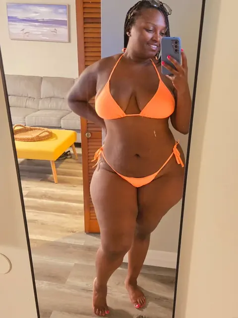 Amazonangel_ OnlyFans glamour model