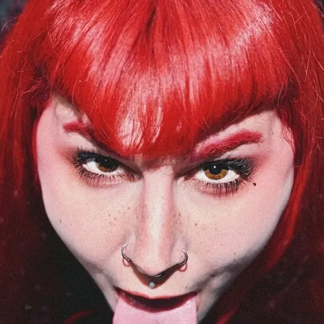 Miavonfox OnlyFans creator with exclusive content