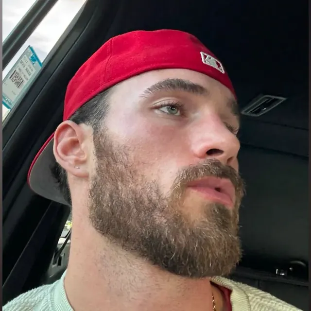Big Daddy Mike OnlyFans model with athletic vibe