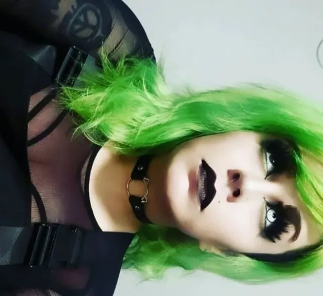 Michelleamadorfree OnlyFans green haired hentai cat