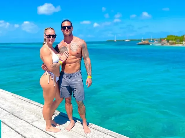 Mikeandmad OnlyFans couple profile with athletic appearance
