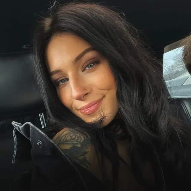 rhy’s VIP OnlyFans creator with enticing content