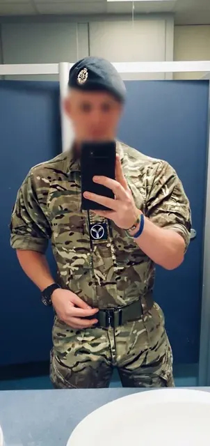 MilitaryLadsUK OnlyFans military guy