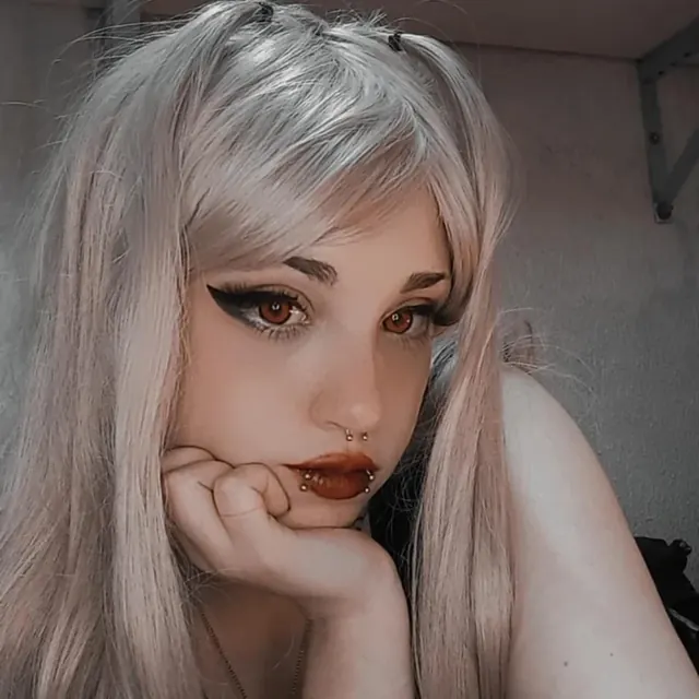 Misakiyourwaifu OnlyFans creator with exclusive content