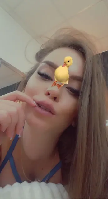 Evy Blair OnlyFans creator with engaging content