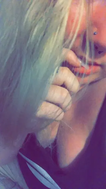 Miss Blue 🔥 OnlyFans blonde creator