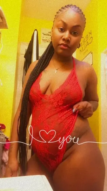 Wett Wett OnlyFans creator with tattoos