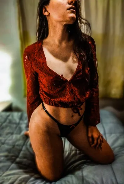 Jasmine OnlyFans creator with charm