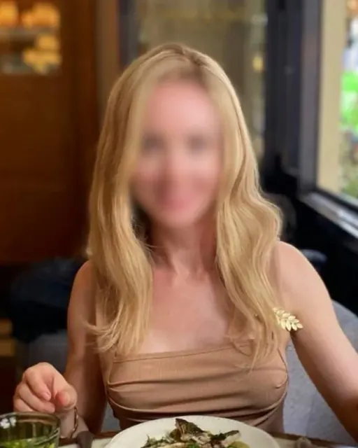 Misslillywatson OnlyFans creator with exclusive content