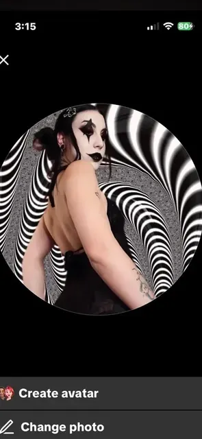 𝐍𝐲𝐦𝐩𝐡(𝐎) OnlyFans creator with playful content