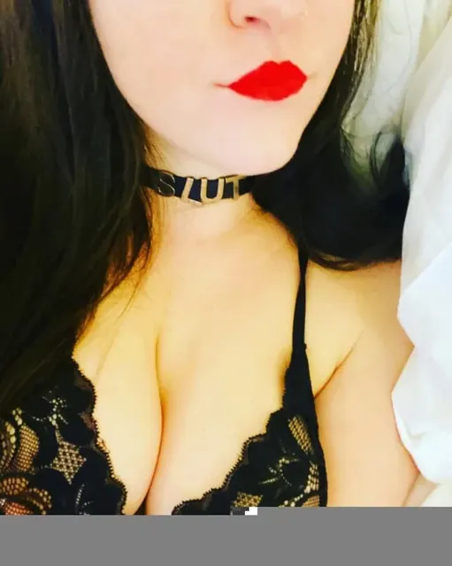 Missq420 OnlyFans brunette creator