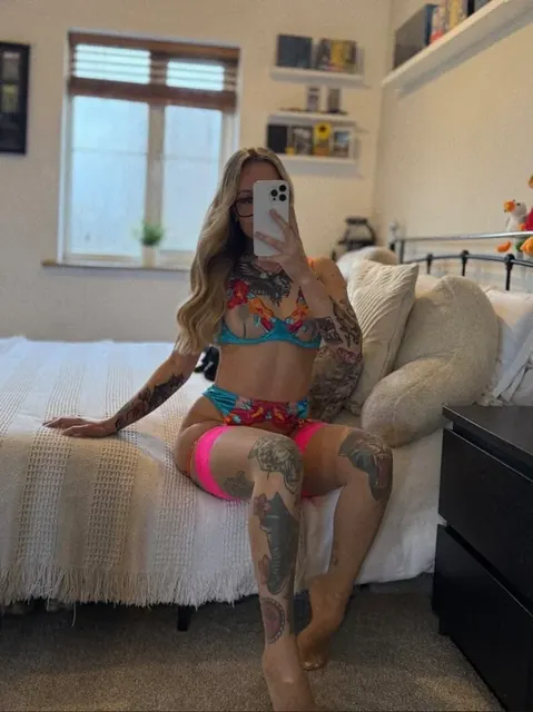 misstakennn VIP ‼ OnlyFans blonde tattooed model