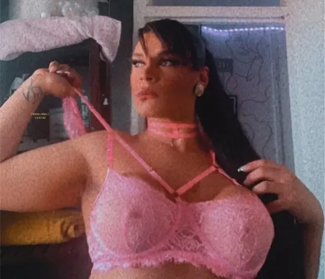 natural born pornstar on OnlyFans with a big booty