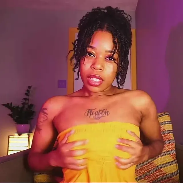 MLFY WRLD OnlyFans tattooed MILF