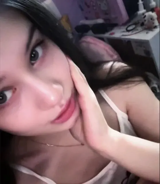 Lia OnlyFans sexy catgirl