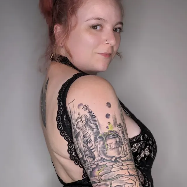 Moonlit Nightmare OnlyFans tattooed creator