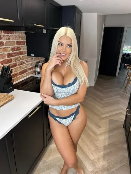 moreofnaomi OnlyFans creator with daily content