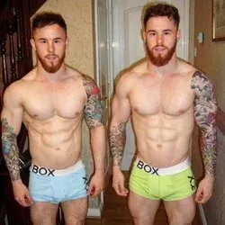 mb-brothers OnlyFans male duo with exclusive content