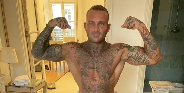 Billy Essex OnlyFans creator with hardcore content