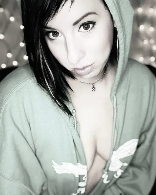 Mrscharlotteangel OnlyFans brunette creator