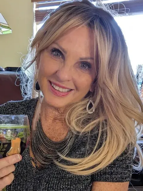 mrs coppertonebutt OnlyFans creator sharing outdoor adventures