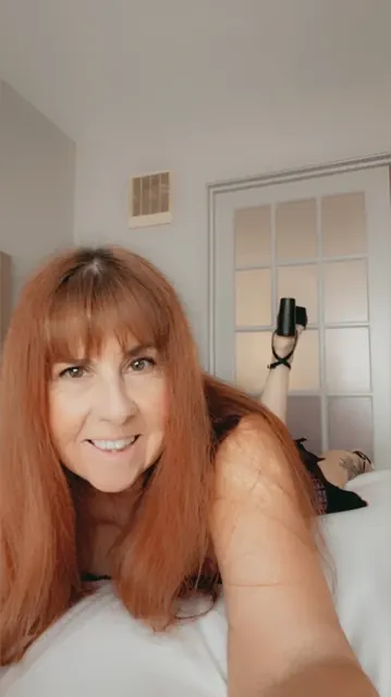 Mrs Jones OnlyFans MILF creator