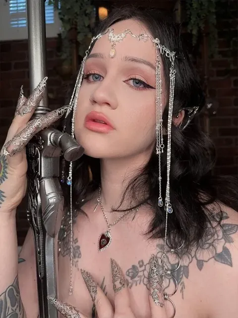 Naomi on OnlyFans offering unique content