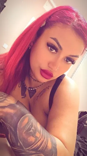 NATALY OnlyFans creator with tattoos