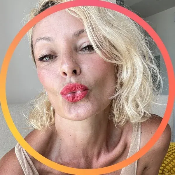 Natasha Romanova OnlyFans creator with engaging personality
