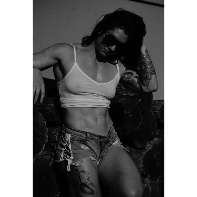 Natasha Aughey OnlyFans creator with stunning selfies.