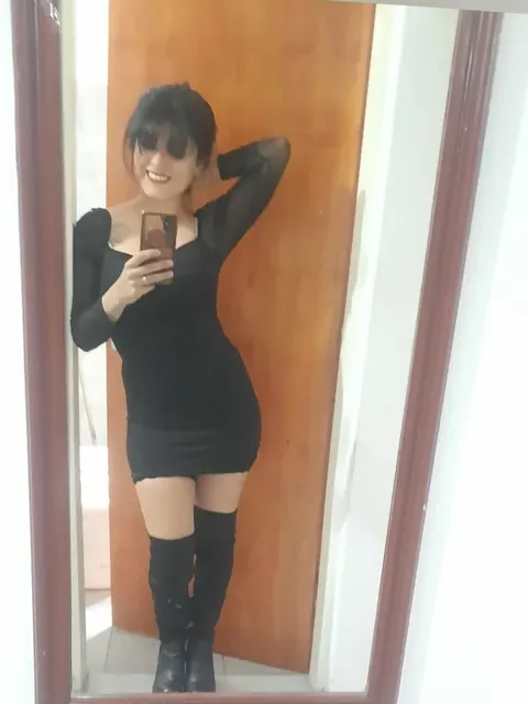 Nefer bellydance OnlyFans dancer profile