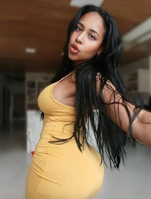 READY BIG BOOTY LIVE 24/7 OnlyFans twerking content