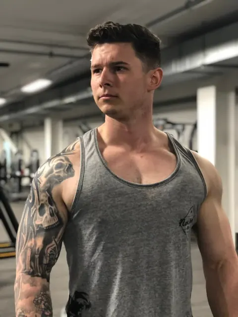 Neilsmithpt OnlyFans creator with gym pics