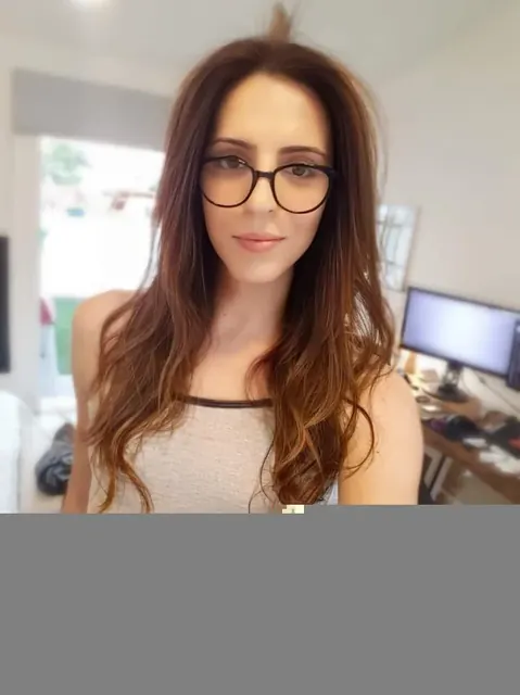 Ivy OnlyFans creator with exclusive content
