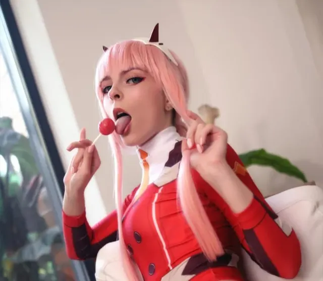 Niacosplay OnlyFans sultry cosplayer